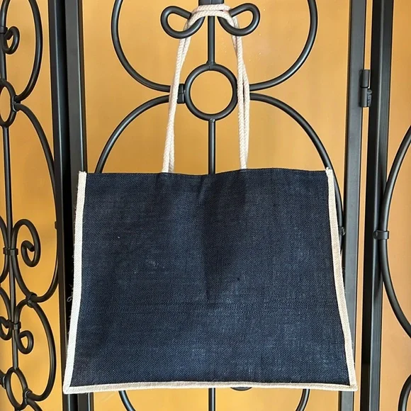 FRIENDSHIP Tote - Picture 6 of 14